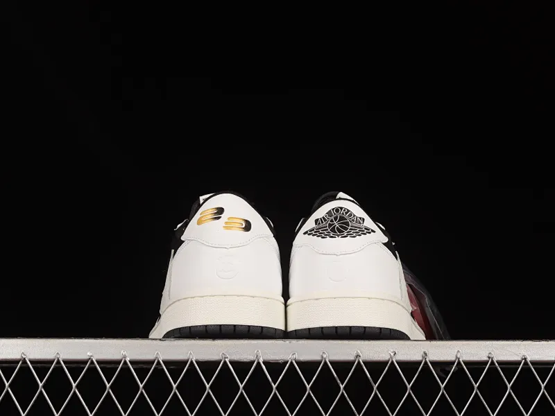 All Categories Air Jordan Jordan Series Basketball Shoes Air Jordan 1 Low Travis Scott x Jordan 1 Low AJ 1 OG Barb Anti-Hook Ghostface Low CQ4277-311